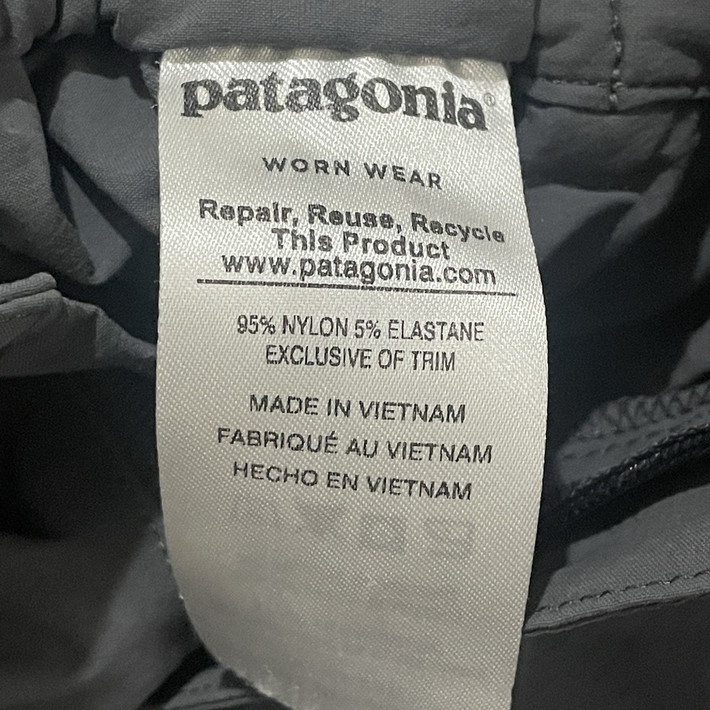 Patagonia‎ Kids Boys Girls Gray Hiking Shorts Size 7–8 S Quick Dry Outdoor Nylon - Picture 4 of 9